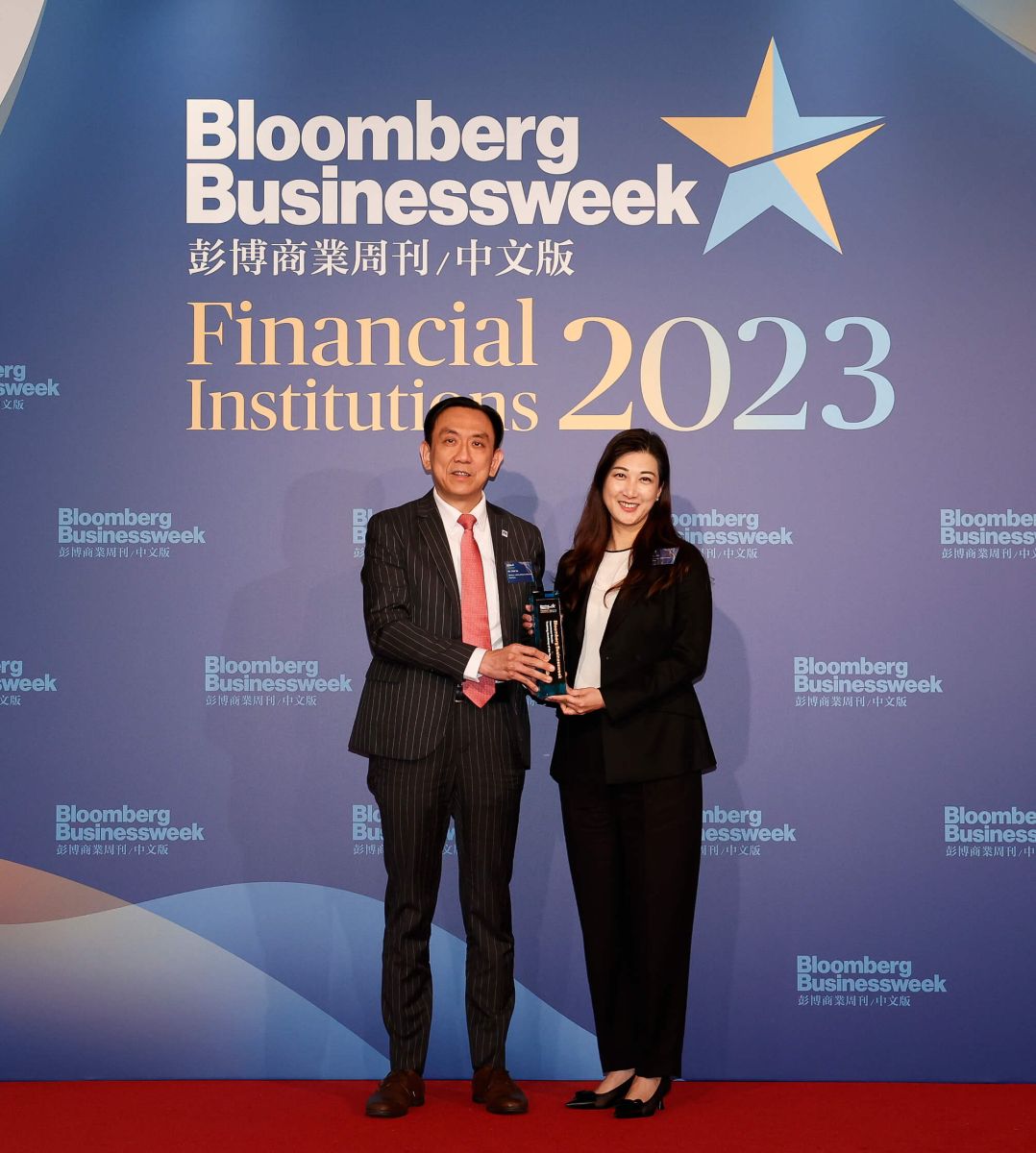 FTLife swept four awards at the Bloomberg Businessweek / Chinese Edition Financial Institution Awards 2023