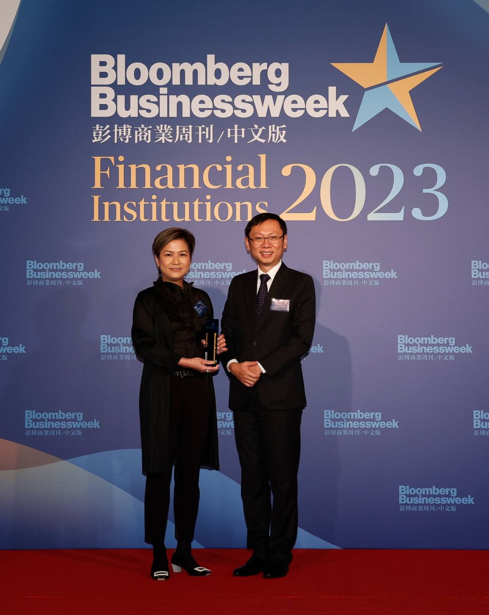 FTLife swept four awards at the Bloomberg Businessweek / Chinese Edition Financial Institution Awards 2023